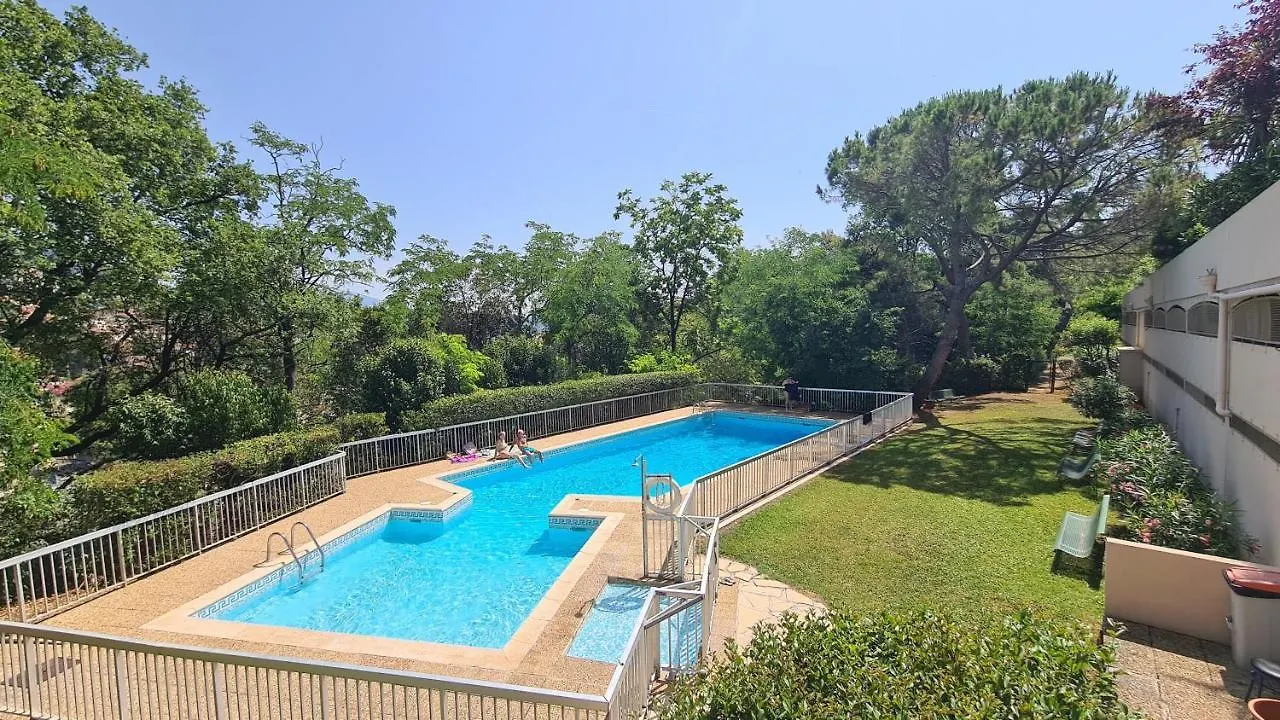 Apartment 5Mn Perfumeries & Old Town, Free Small Parking Grasse